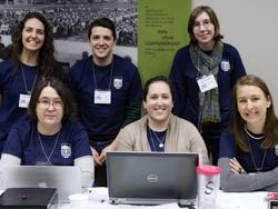 VIMS volunteers, including this group, helped make the Bowl happen. L to R: Sarit Trusky; Jan McDowell, Ike Irby; Sarah Nuss, Erica Smith, and Kelsey Fall. © Zoe Jakovenko/VASG.